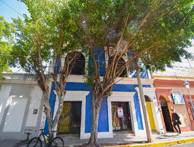 CASA EN VENTA CON GIRO COMERCIAL EN MAZATLAN.