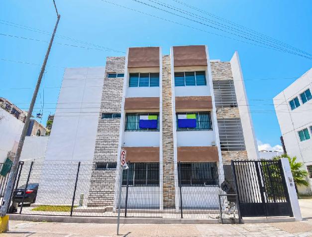 DEPA DE 2 RECAMARAS EN PLANTA BAJA CERCA DEL MALECÓN